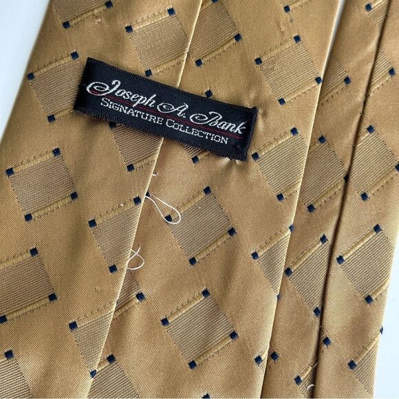 Jos. A. Bank Vintage Gold‎ Tie - Picture 4 of 4